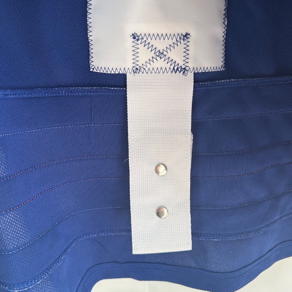 Official Edmonton Oilers Leon Draisaitl #29 NHL Jersey - Picture 8 of 9